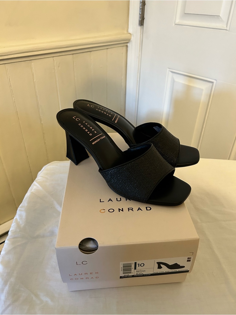 NIB LC Lauren Conrad Black Textured Slide Heels/RAYYNA/Size 10